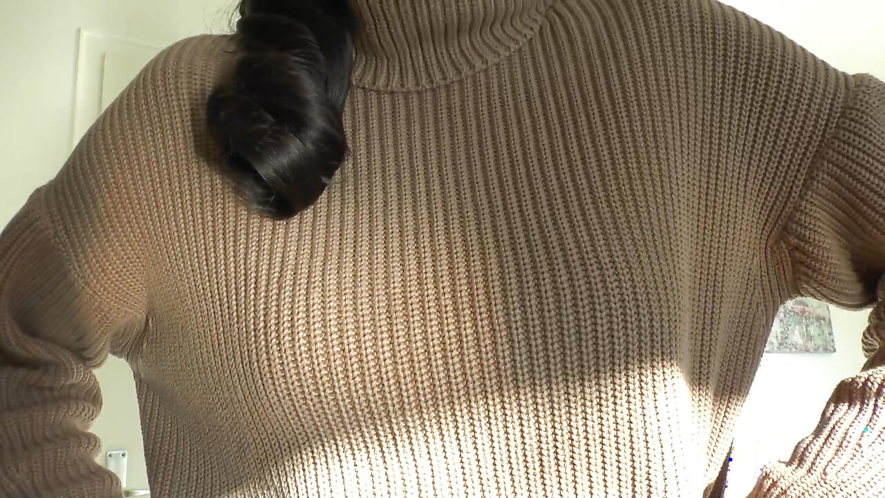 Kazağıma sık! Lady Victoria Valente Kalın Kazımba Kabak İçeriyor