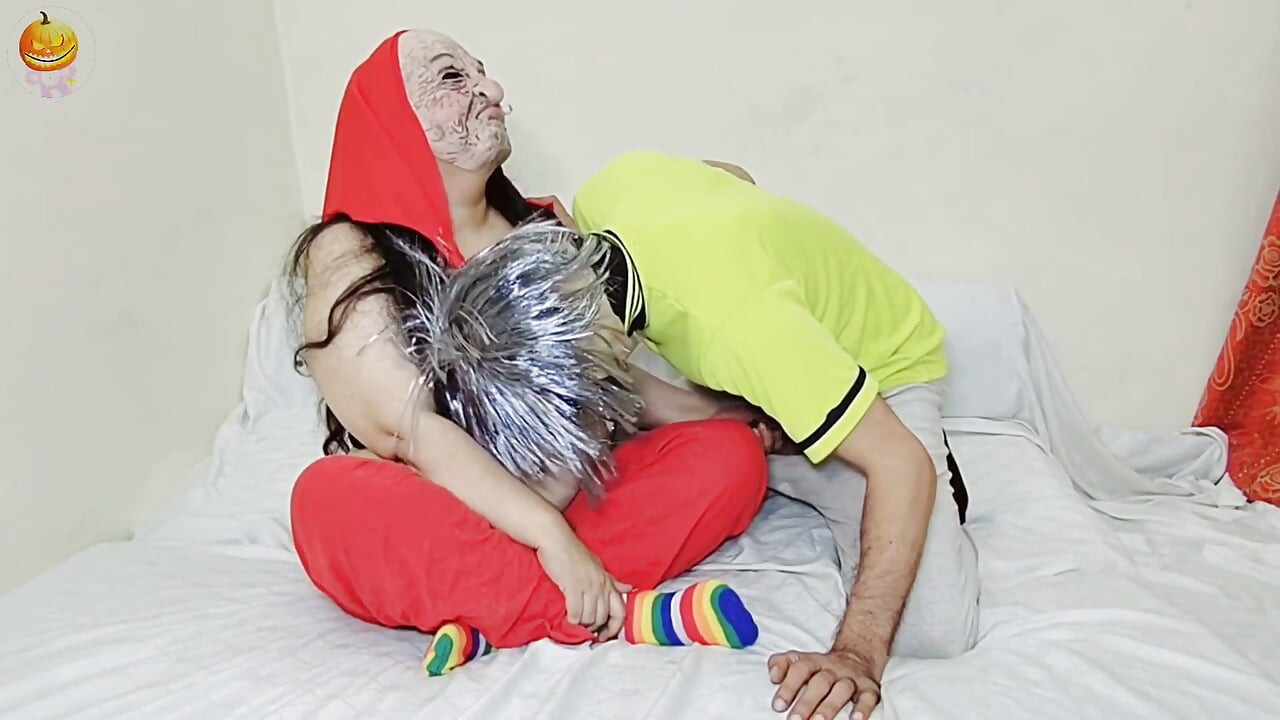 Halloween Anal Special, Ghost Lady Indian BBW Bareback Doggystyle Screaming Anal Sex with Zombie