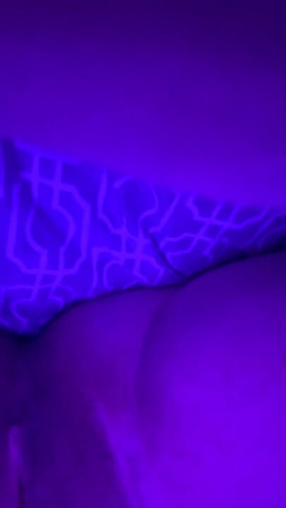 Cum filled cunt squirting so hard