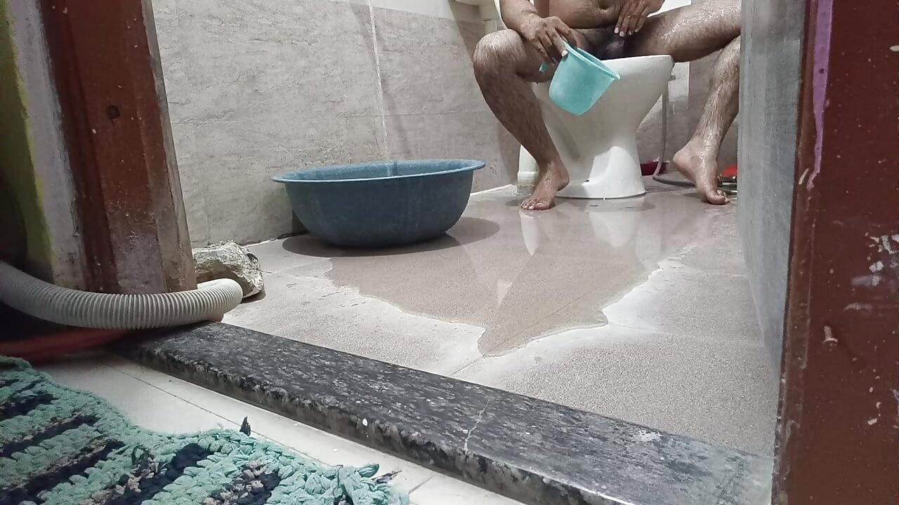 Kaun mere Sath nanga nahana pasand karenge