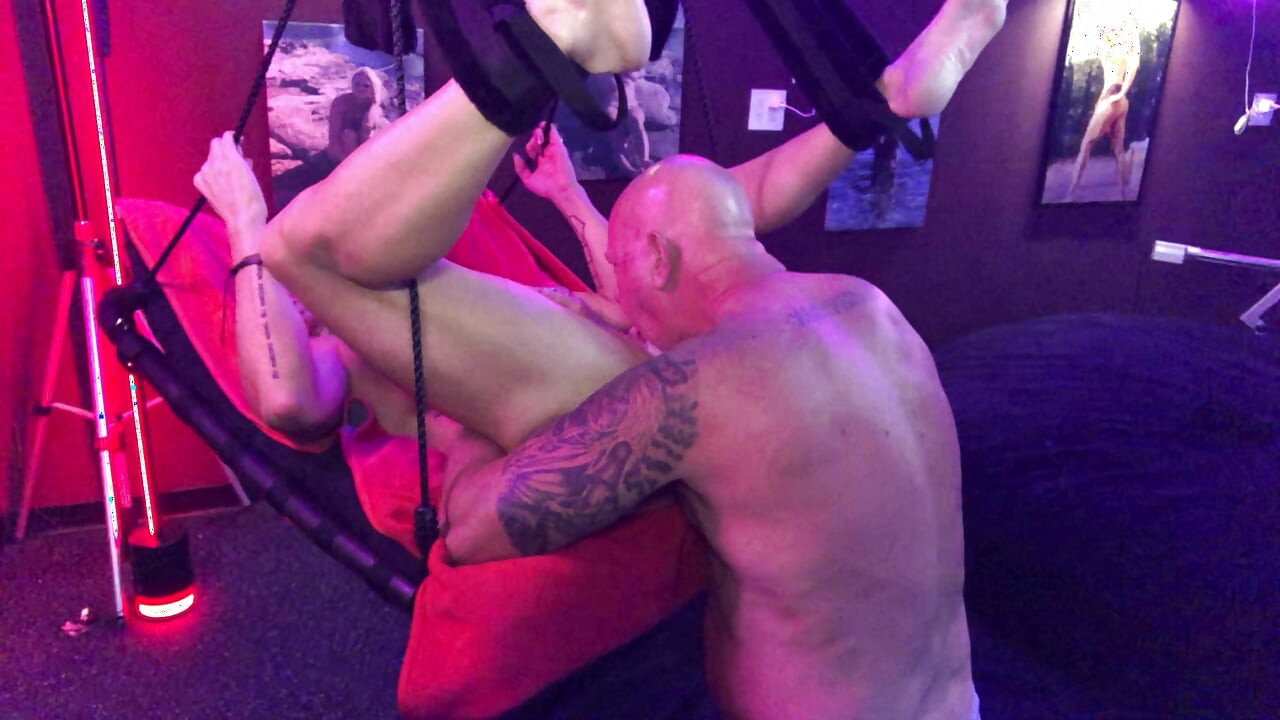 Hot Blonde gets Royal Treatment before taking Huge Butt Plug