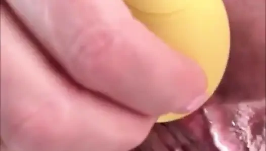 Lemon Clit Sucker