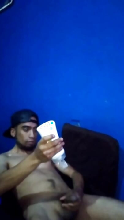 Video tại nhà của người Mexico một mình ở nhà
