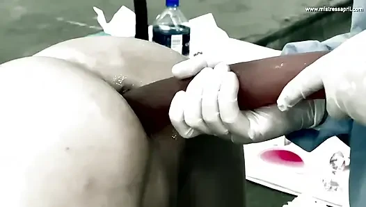 Nyonya April si wanita dominan - cewek piggy di abattoir