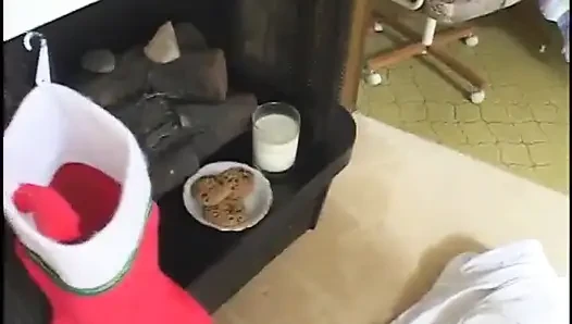 Noel Baba'nın güzel bir oral seks için gelmesini izle