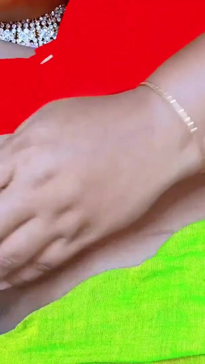 My sister-in-law looks great in a saree today. | Clip 1