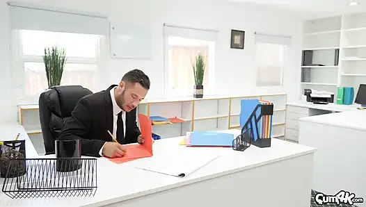 Taşan anal döllemeler