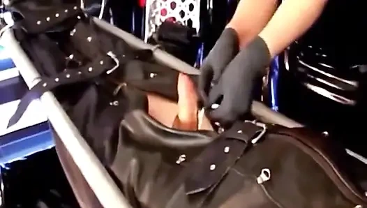 Порабощенная, часть 1