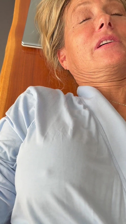 Dianne Answers Emails While I Fuck Her in the Ass.