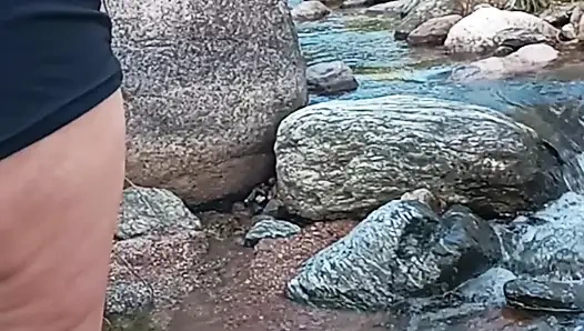 АНАЛ на реке во время похода