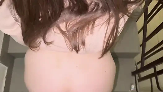 Американскую модель трахнули на балконе в Майами