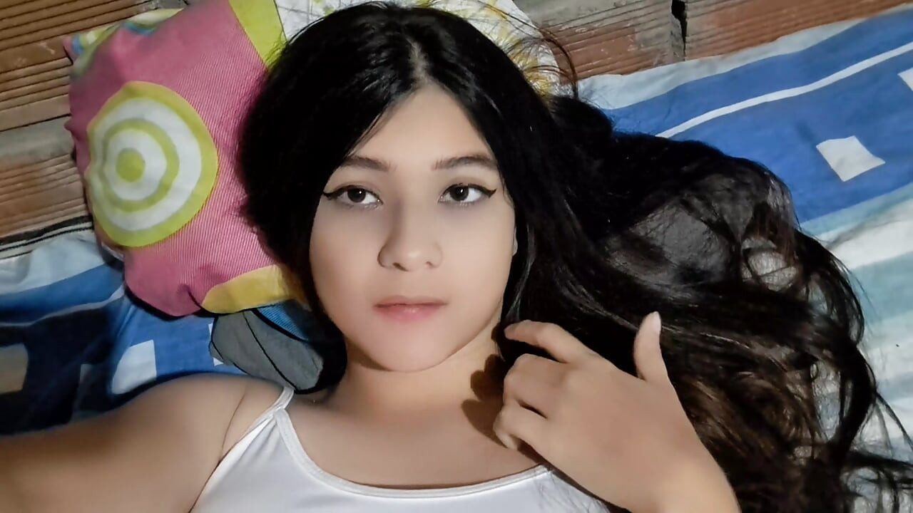 oh kakak tiri saya melakukan lucah? Sangat lazat