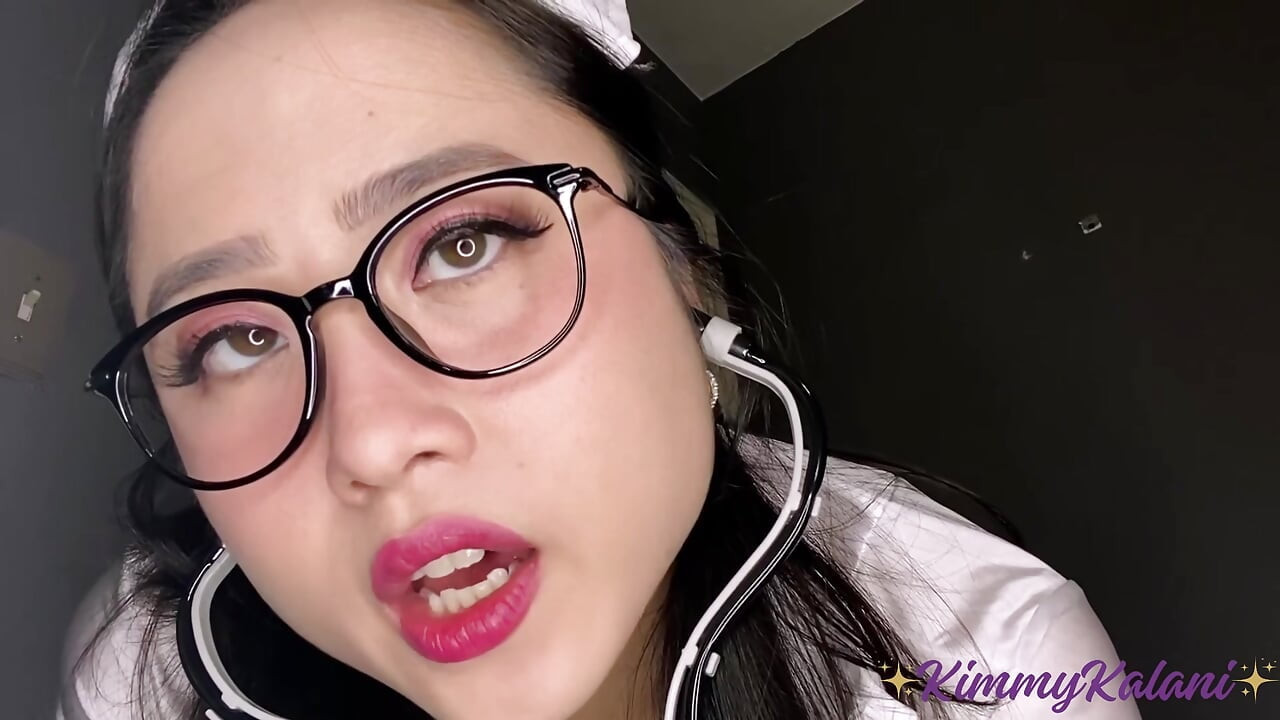 אחות אסייתית כלבה בודקת את דגימת הזרע שלך - ASMR JOI