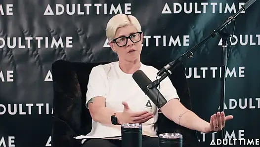 Avery Black насухо шпиля, истинное преступление, и режиссинг VR Corn | Время для взрослых, подкаст