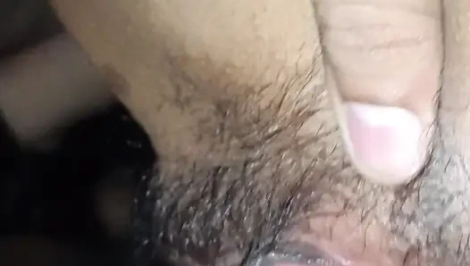 Gaya anjing pertama kali dan gadis menunggangi kontol