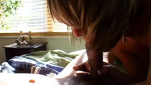 Adik Tiri Yang Kaget Dicrot Sperma Hangat