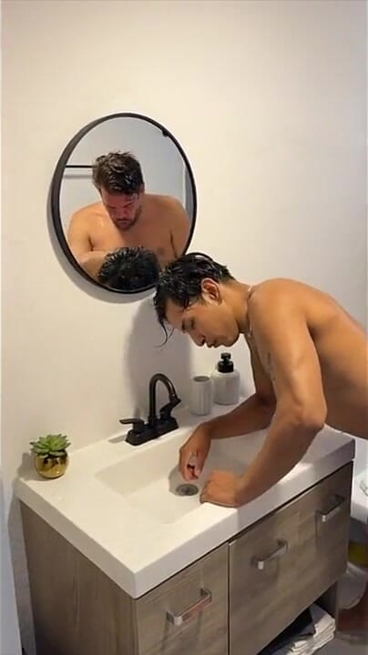 Intense Sex in the Shower