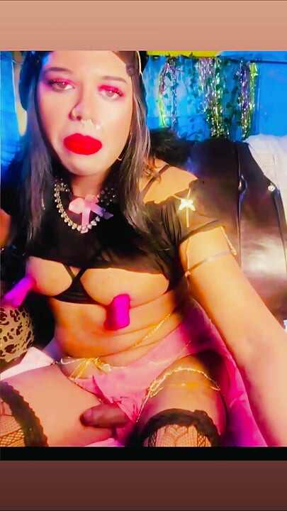 IIPink - princesa puta parte 1 II cavalgando enorme consolo II lambendo consolo sujo II garganta profunda II intenso sujo talk ii solo jogo duro
