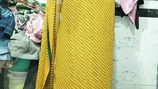 Priya Bhabi Blouse Open Show