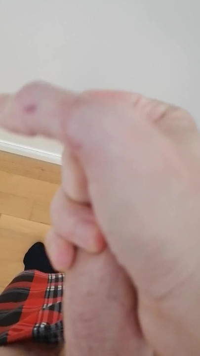 Wix my cock 💦
I've become really horny again just like that.....