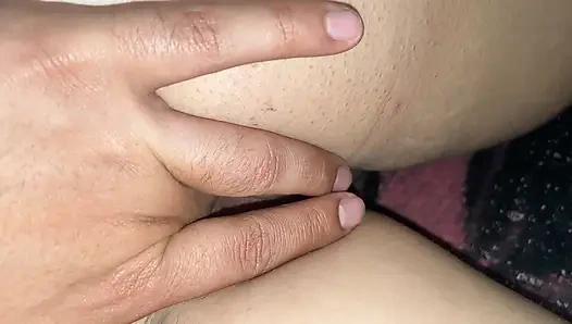 Taking advantage of the fact that she was tired, penetrating her pussy to satiate my desire to fuck her - Part 1