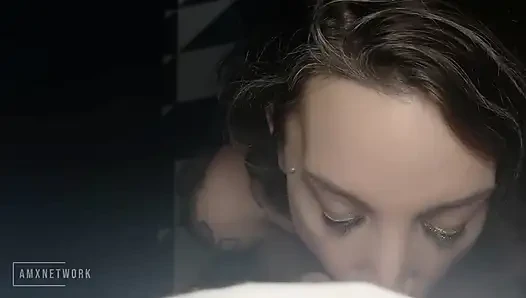 Saya mengisap saudara tiri saya