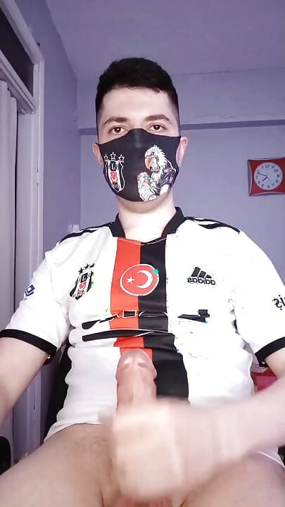 Turkish Jersey Masturbation at Home Cumshot