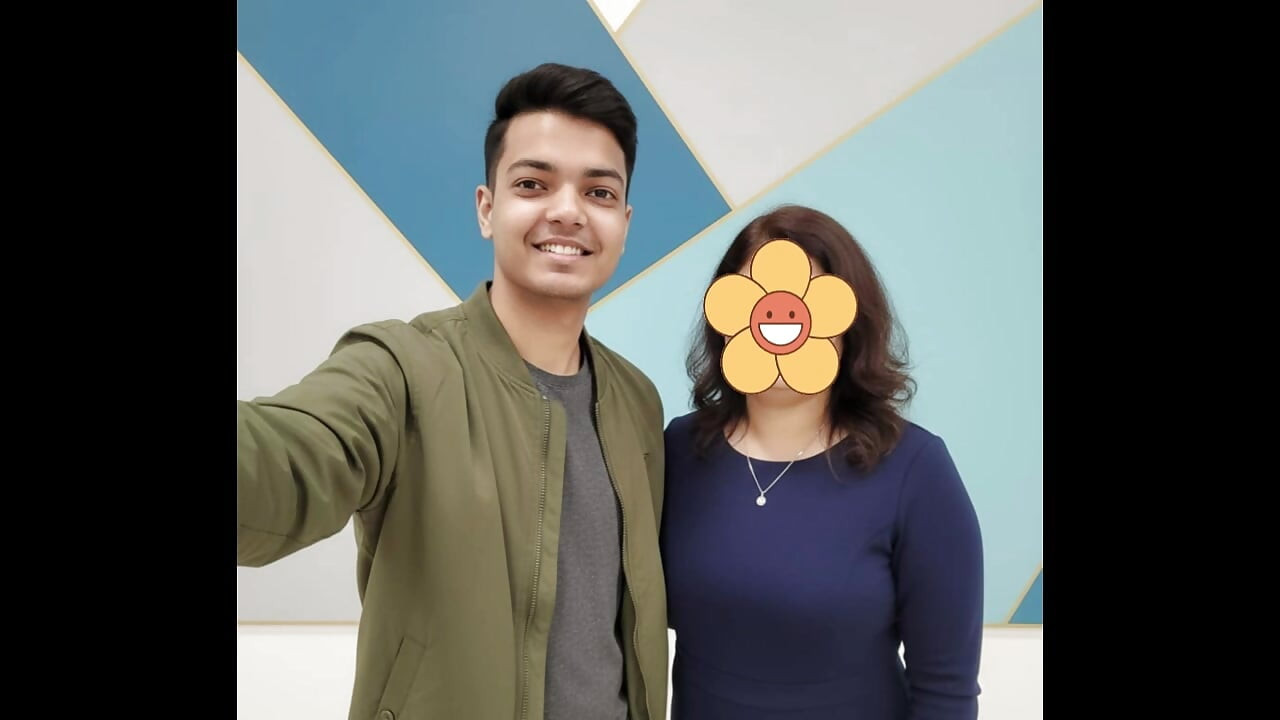 Indijska Desi maćeha i pastork se zabavljaju