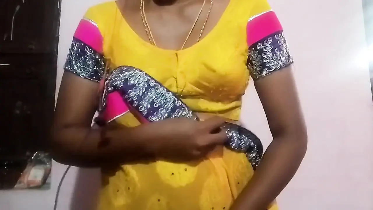 Tamil girl lavanya strip showing boobs