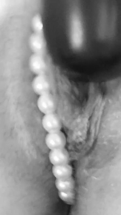 jerk off with me baby munichgold big tits and long labia lips hairy pussy and big clit in a pearl string | Clip 2