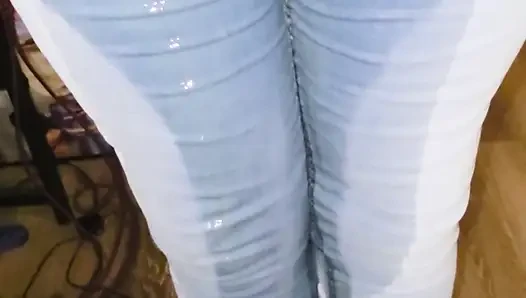 Huge rewetting in women's light blue jeans