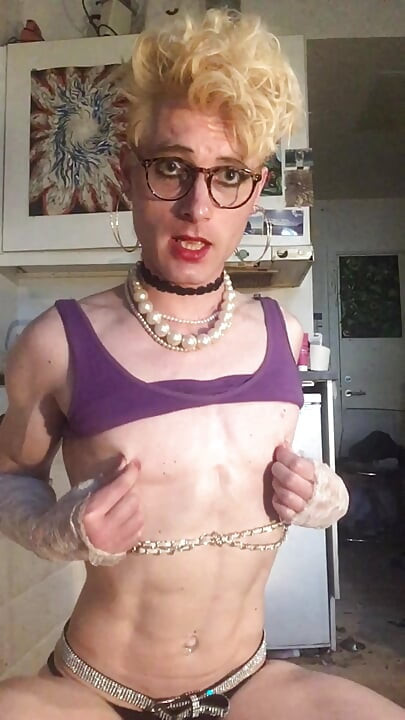 Skinny Blond Whiteboi Bitch Jes Exposed