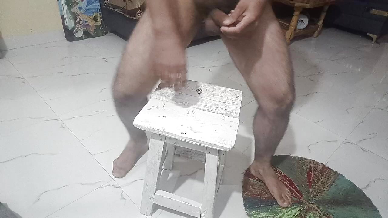 Sare kapde nikal kar maine apne Saman ka jamkar masaj Kiya