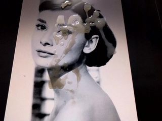 Audrey Hepburn, комиссионный трибьют со спермой в винтажном видео