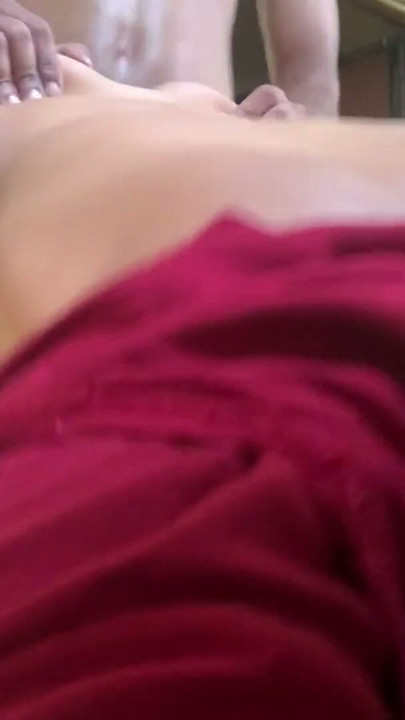 Tremendous Fuck Cute Bihari Girlfriend w pozycji misjonarskiej - Indian Desi Girlfriend Hindi Fuck | Clip 1