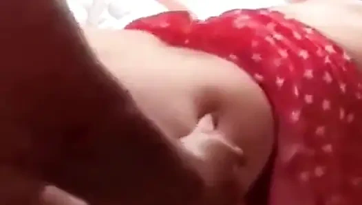 En iyi arkadaşımı evinde sikiyorum