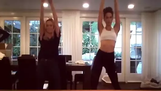 Kate Beckinsale HOT workouts