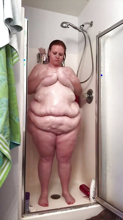 Shower Time with Julie Ginger