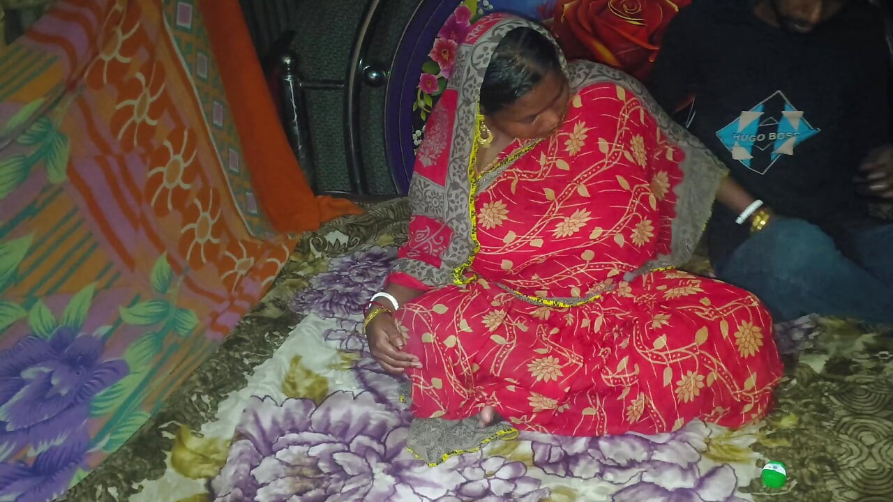 Indisk husmor ki natt mein gand chudai ki