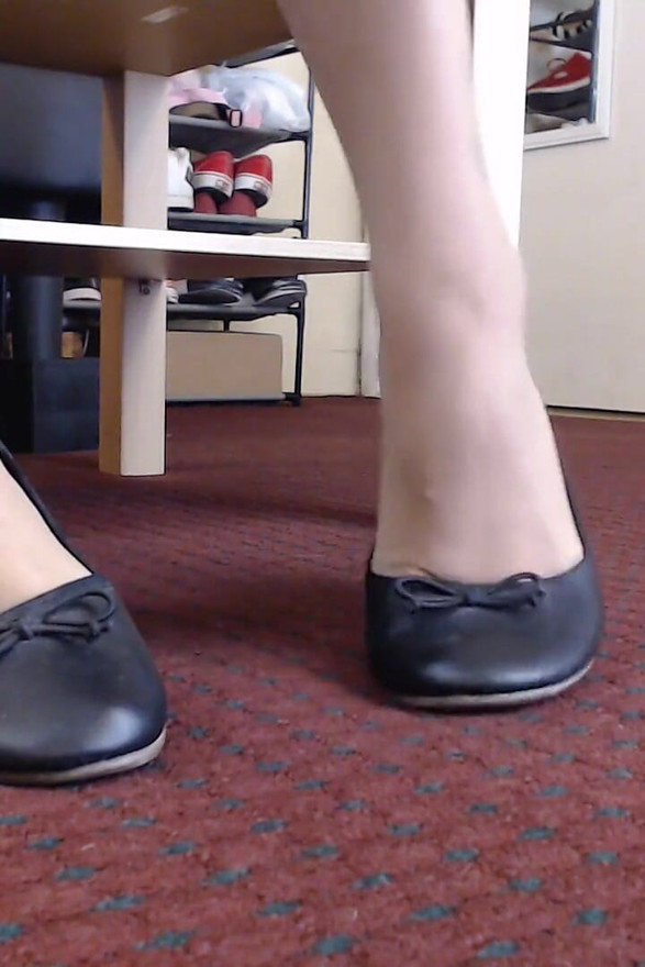 Pantyhose Ballet Flats Shoeplay