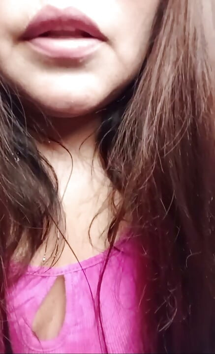 At home alone I felt like dancing then I got even hornier and ended up putting my toy in my pussy