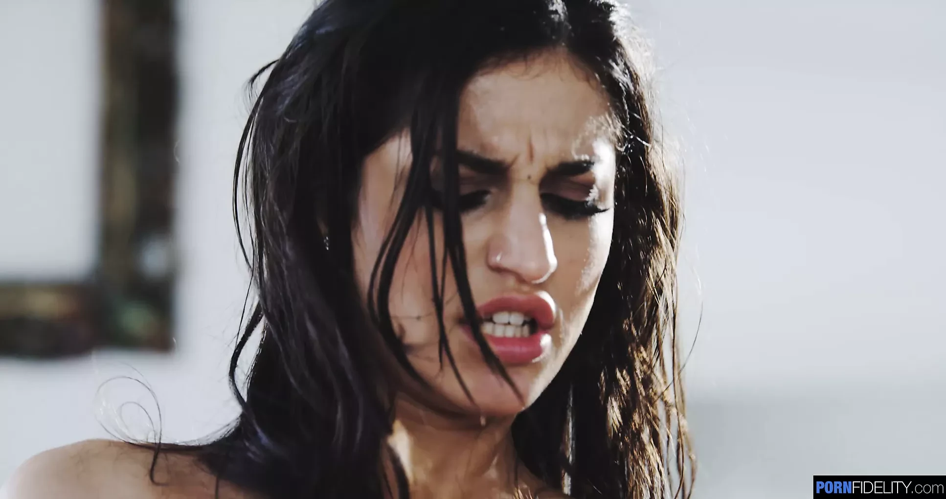 Natasha lapiedra krim paee ke bad mahakavy tez