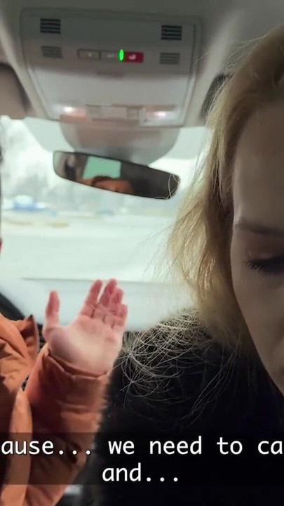 VIP4K. Cô ấy trả tiền cho những sai lầm của mình với âm hộ khít khao của mình | Đoạn video ngắn 1