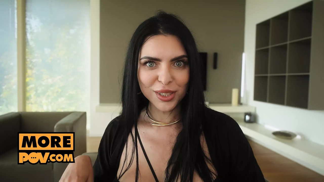 Zlata Shine和Kira Queen以第一人称视角分享你的大鸡巴