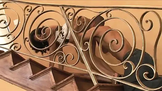 Harika siyah panterler için canavar siyah yaraklarla çifte penetrasyon ve ağzına boşalma