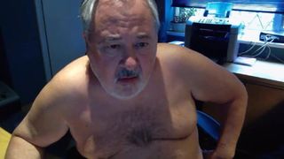 Daddy cums on cam