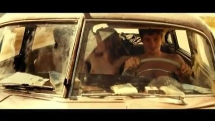 Kristen Stewart - On the Road 01