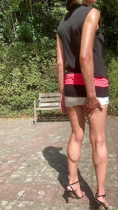 Tits flashing in the park