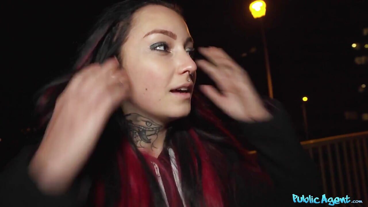 Public Agent - Inked Baddie Sharlotte Thorne Loves Fresh Dick