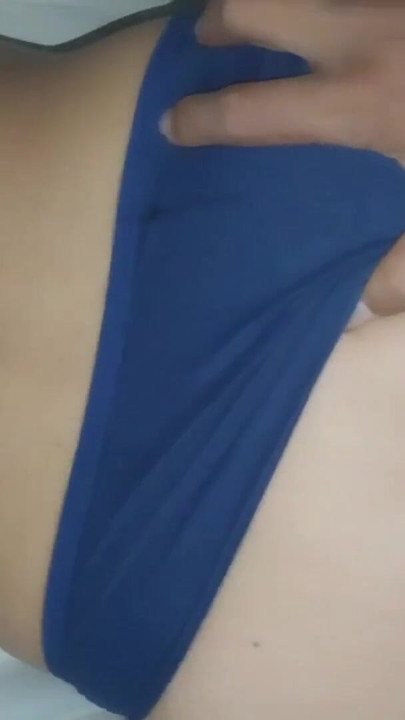 แฟนหนุ่มของเพื่อนกูให้กางเกงในนี้กับกู, กูเป็นนางแบบให้เขาและเขาไม่ต่อต้าน เขาทําเล็บหีกู | คลิป 2